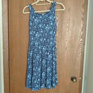 Uniqlo - dress with built in bra